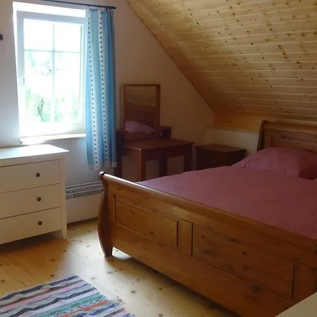 Chaloupka Za Potuckem Kır Evi *